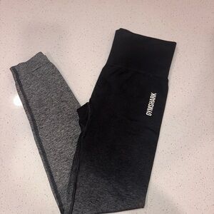 Gymshark Women’s Black / Grey Ombré Seamless Leggings | Size Small | Like New